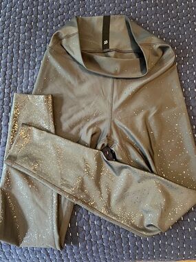 Peloton Black Leggings with Gold Speckle Detail